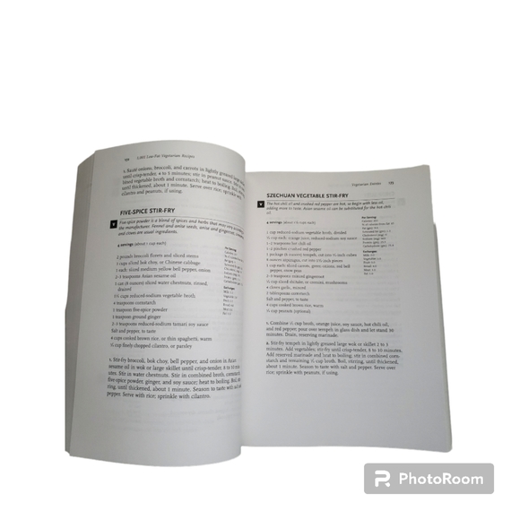 1,001 Low-Fat Vegetarian Recipes Paperback Book - Picture 6 of 6